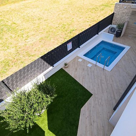 Hygge Boutique Apartment โตรกีร์ ภายนอก รูปภาพ
