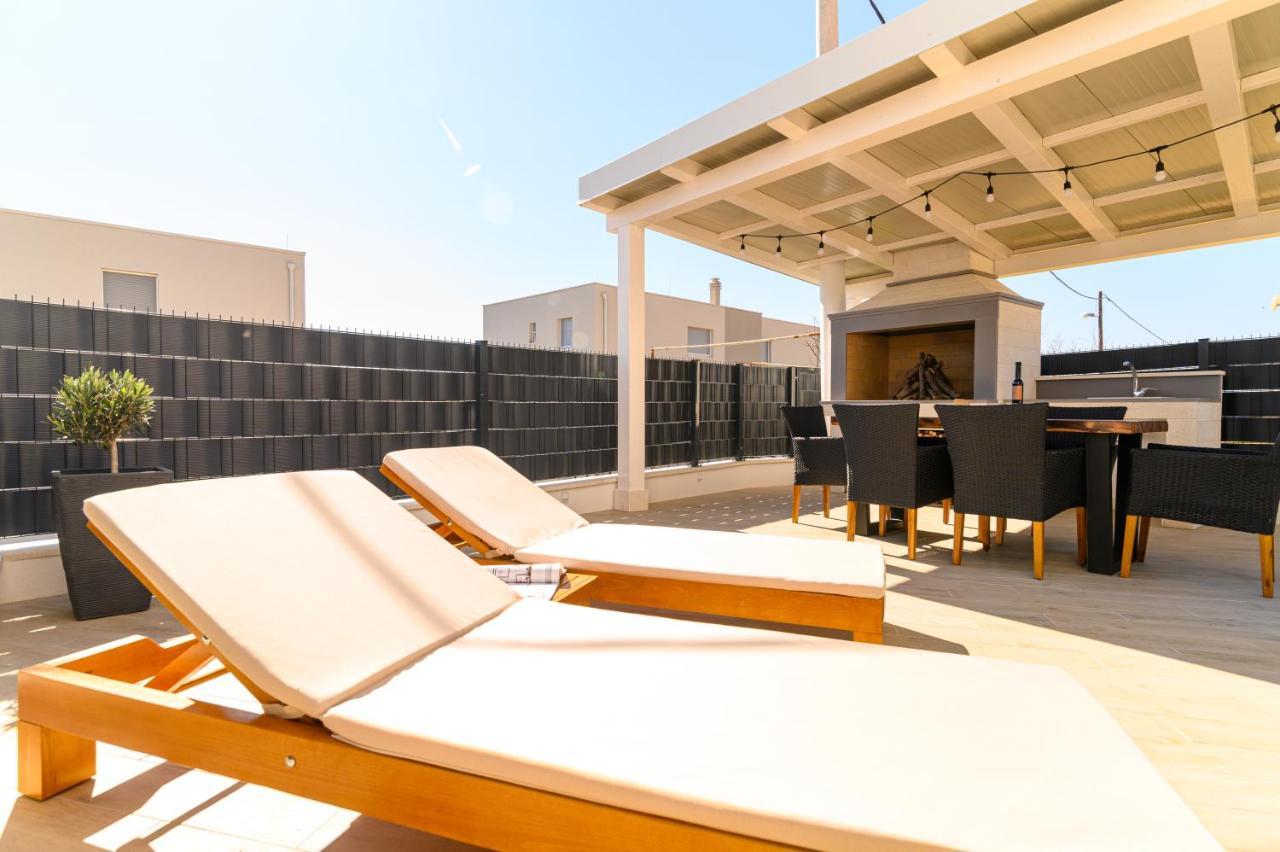 Hygge Boutique Apartment โตรกีร์ ภายนอก รูปภาพ