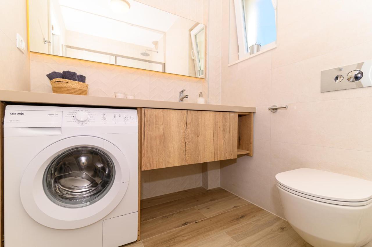 Hygge Boutique Apartment โตรกีร์ ภายนอก รูปภาพ