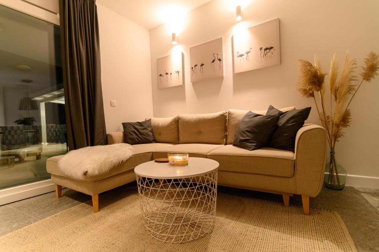 Hygge Boutique Apartment โตรกีร์ ภายนอก รูปภาพ