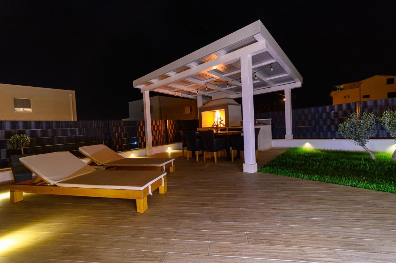 Hygge Boutique Apartment โตรกีร์ ภายนอก รูปภาพ