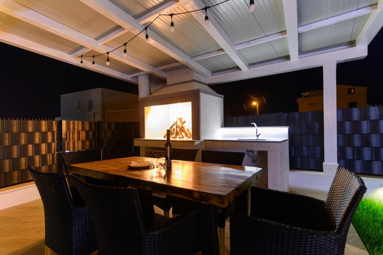 Hygge Boutique Apartment โตรกีร์ ภายนอก รูปภาพ