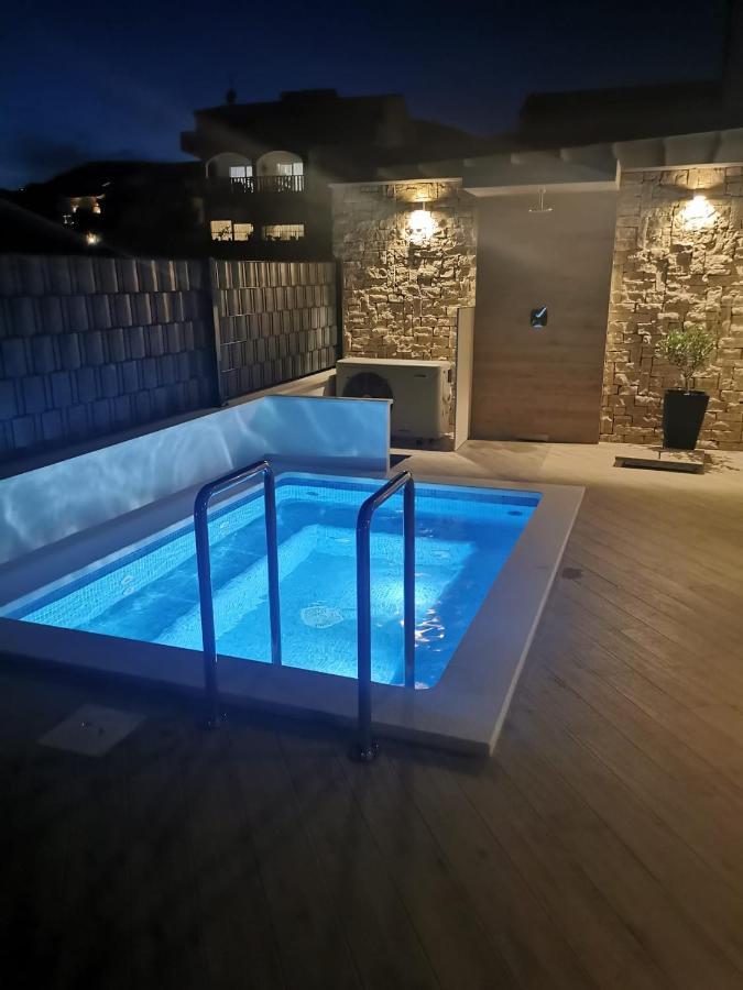 Hygge Boutique Apartment โตรกีร์ ภายนอก รูปภาพ