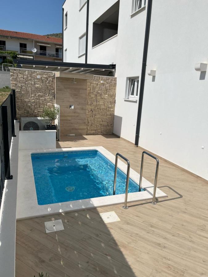 Hygge Boutique Apartment โตรกีร์ ภายนอก รูปภาพ